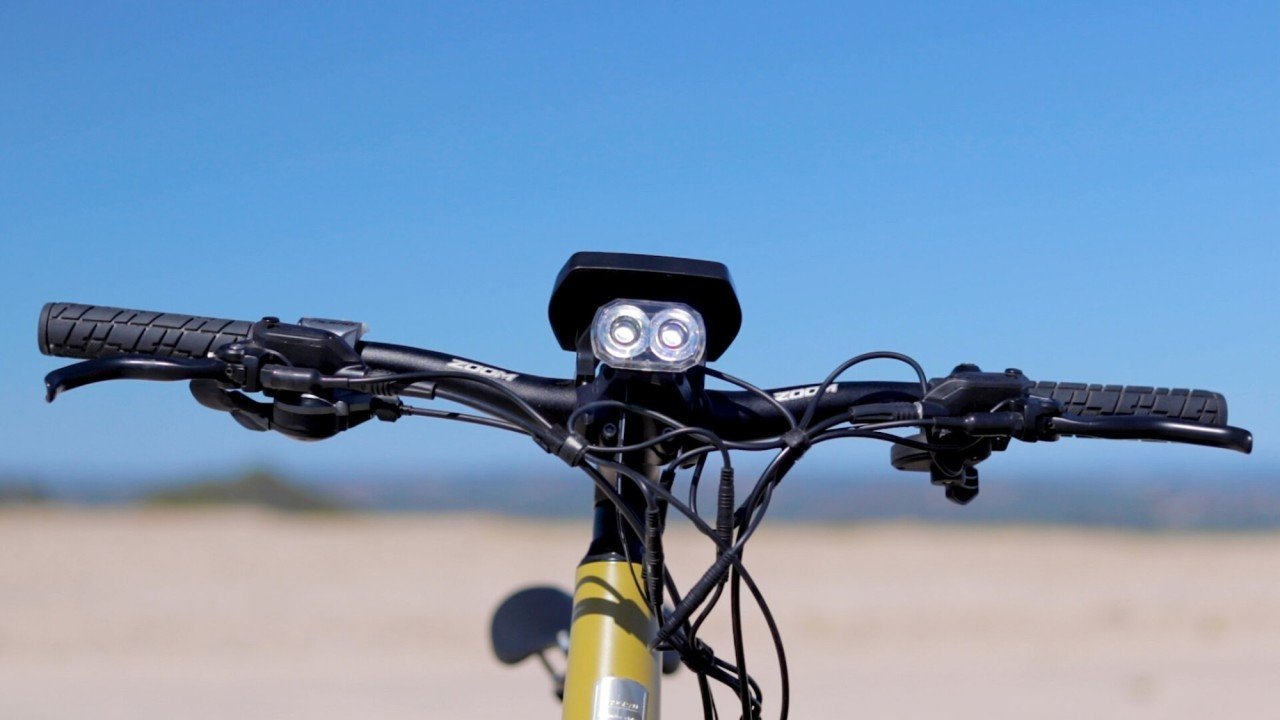 electrified-reviews-eunorau-fat-hs-electric-bike-review-2020-headlight