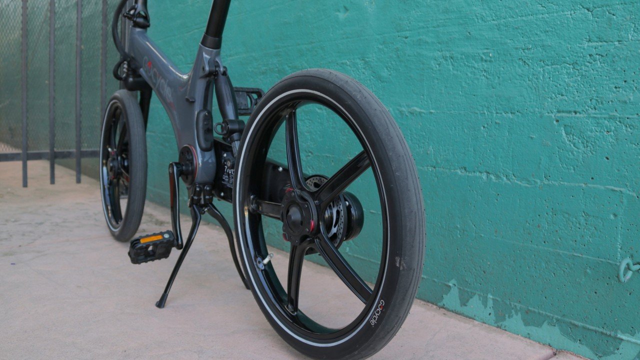 electrified-reviews-gocycle-gs-electric-bike-review-profile-angle