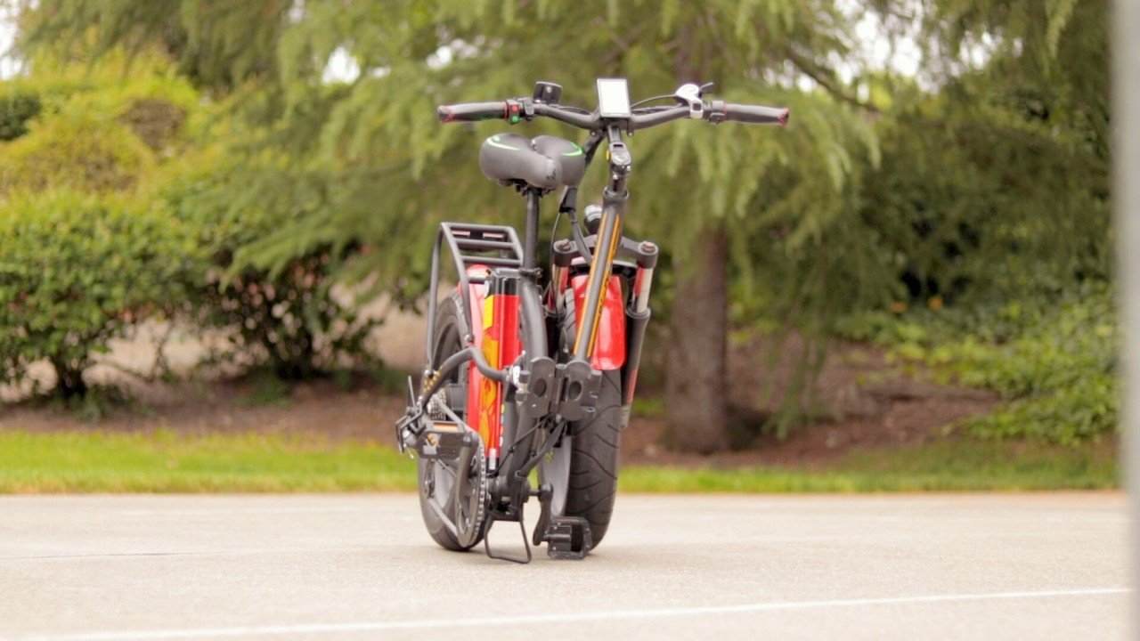 electrified-reviews-green-bike-electric-motion-big-dog-extreme-electric-bike-review-2020-folded-2