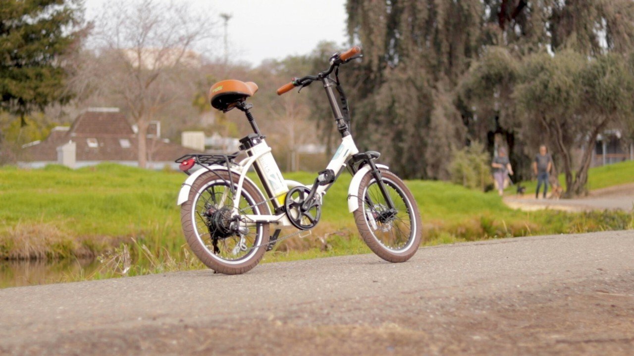 electrified-reviews-green-bike-classic-ls-electric-bike-review-2020-profile-2