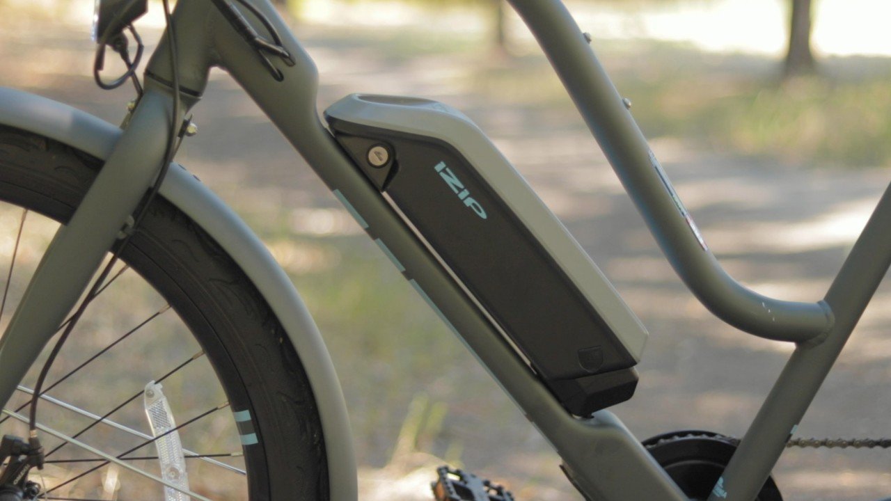 electrified-reviews-izip-simi-electric-bike-review-battery-2