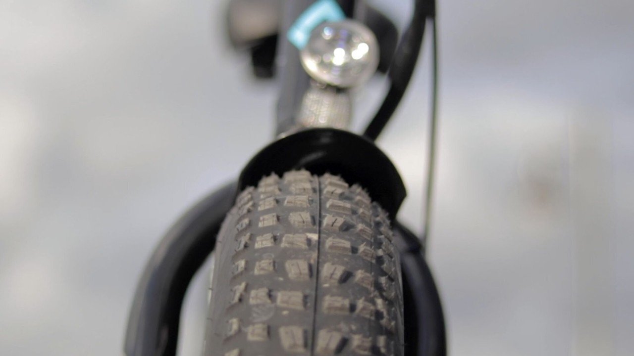 electrified-reviews-lectric-xp-step-thru-electric-bike-review-2020-tire