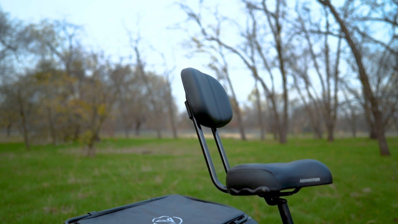 electrified-reviews-addmotor-m340-electric-bike-review-2020-seat