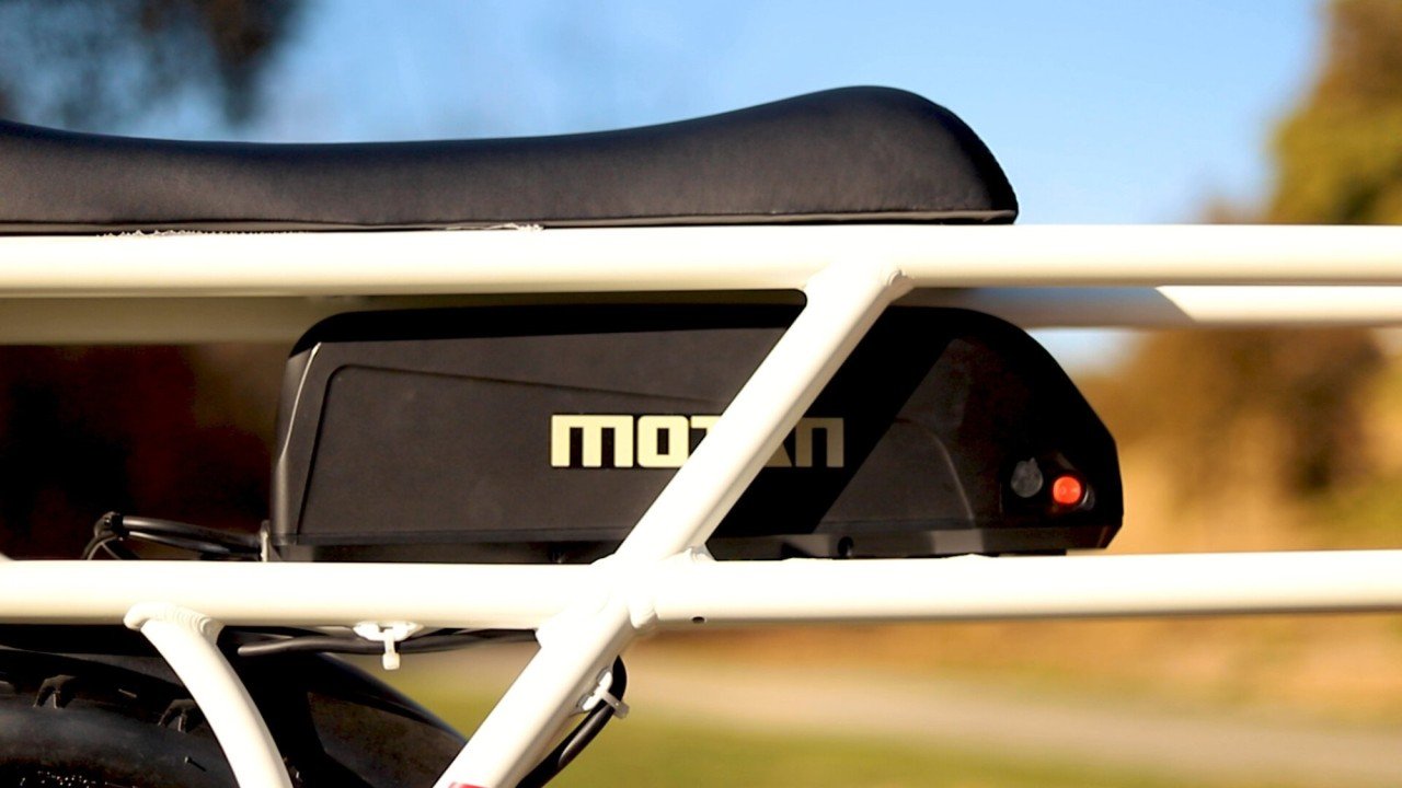 electrified-reviews-addmotor-motan-m70-electric-bike-review-2019-battery