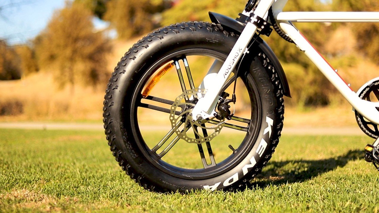 electrified-reviews-addmotor-motan-m70-electric-bike-review-2019-tektro-disc-brake-2