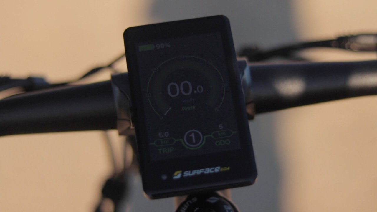 electrified-reviews-surface-604-shred-electric-bike-review-2019-king-meter-display