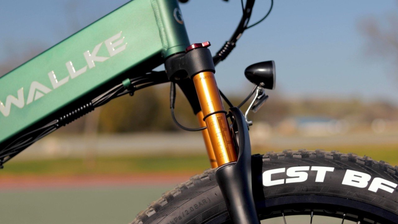 electrified-reviews-wallke-x3-pro-folding-fat-tire-electric-bike-review-2020-front-suspension