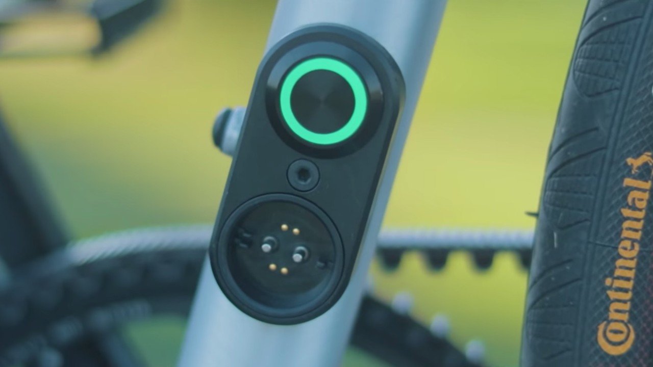 electrified-reviews-ampler-curt-single-speed-electric-bike-review-charging-port