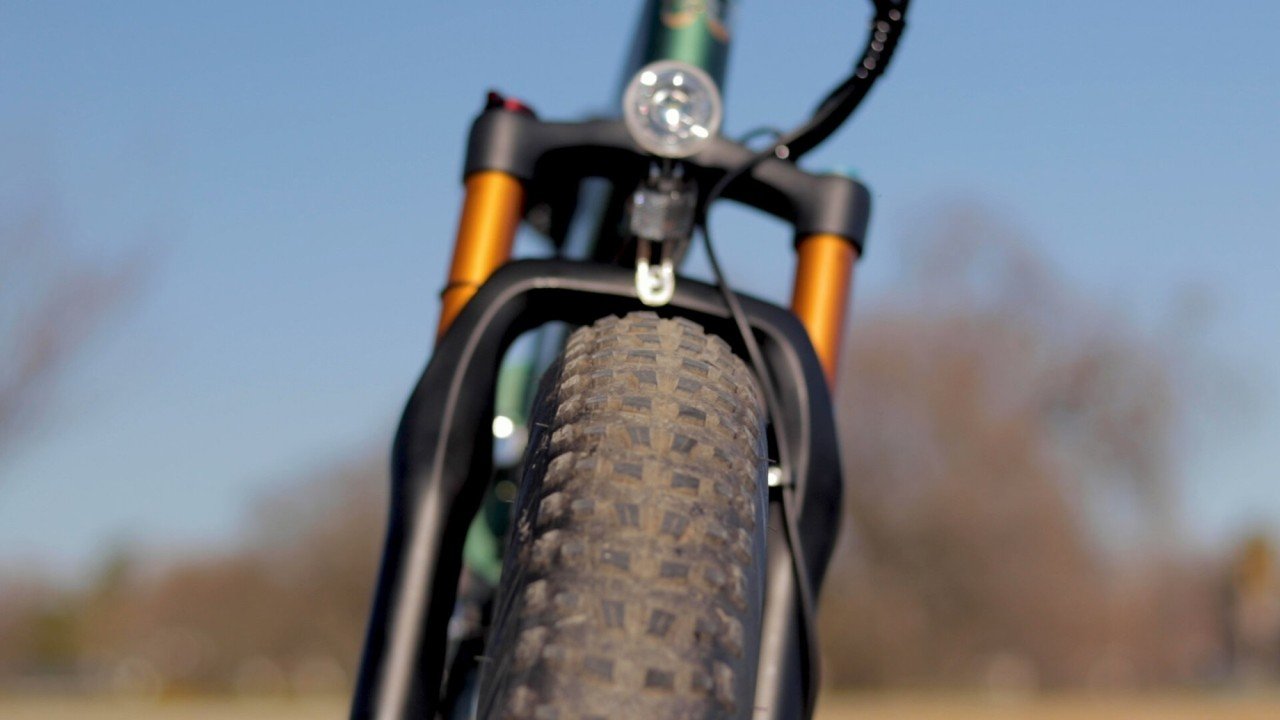 electrified-reviews-wallke-x3-pro-folding-fat-tire-electric-bike-review-2020-tires
