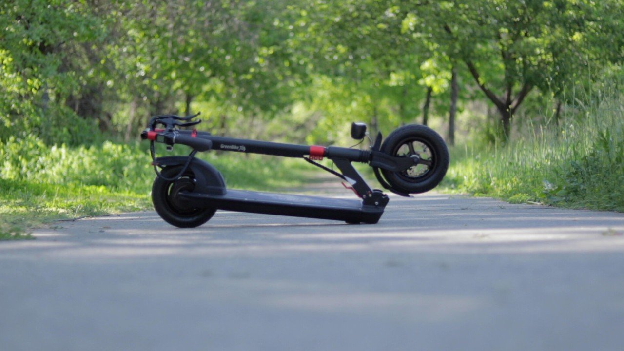 electrified-reviews-green-bike-electric-motion-x3-electric-scooter-review-2020-folded-3