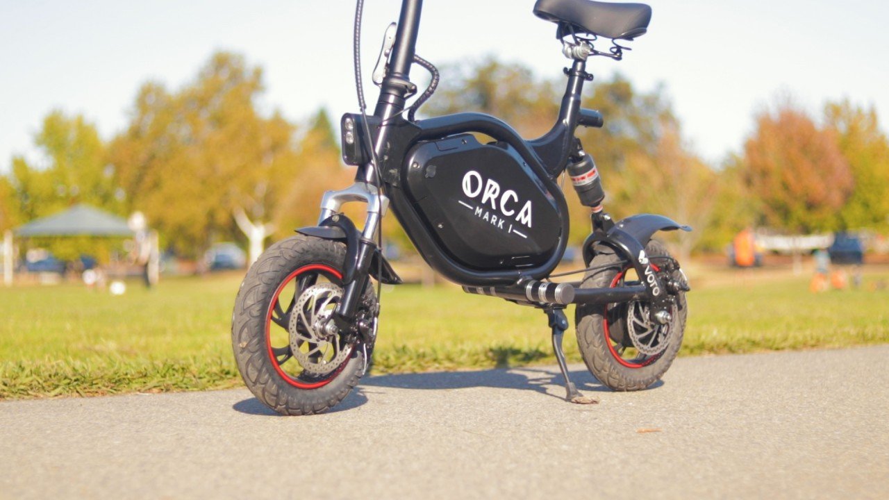 voro-motors-orca-mark-1-electric-scooter-review-2019-profile