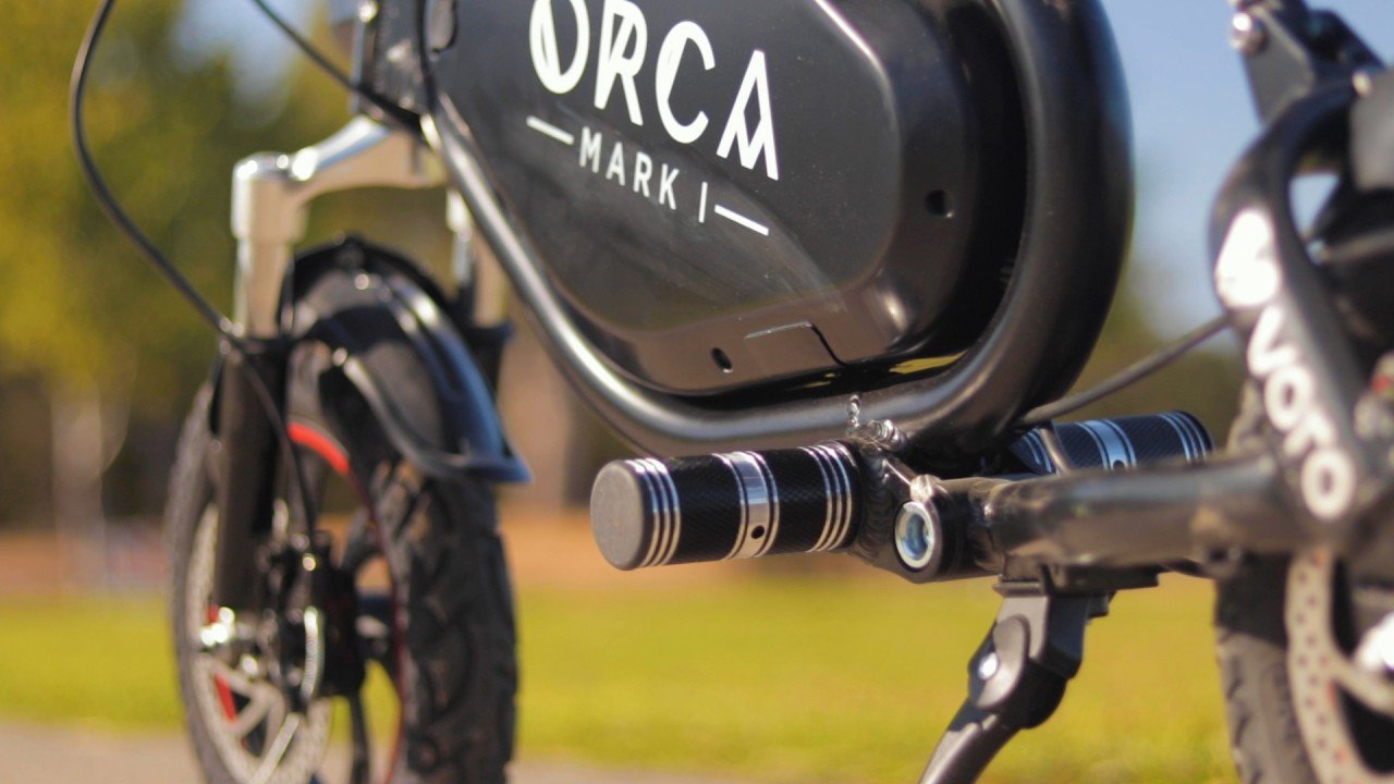 voro-motors-orca-mark-1-electric-scooter-review-2019-pegs