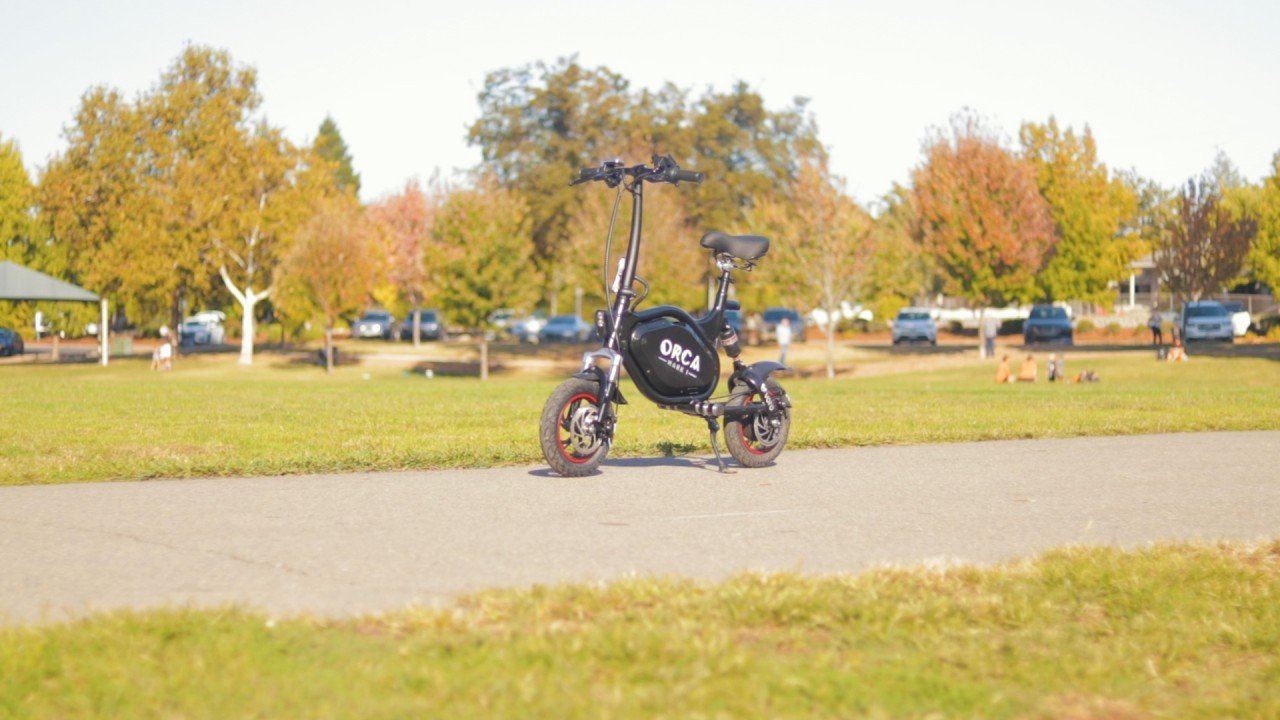 voro-motors-orca-mark-1-electric-scooter-review-2019-profile-2