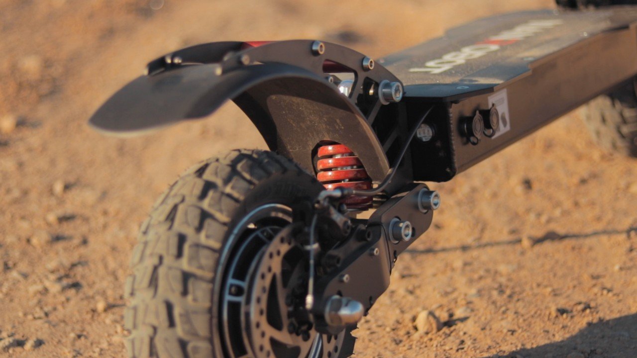 electrified-reviews-nanrobot-d4-folding-electric-scooter-review-rear-suspension