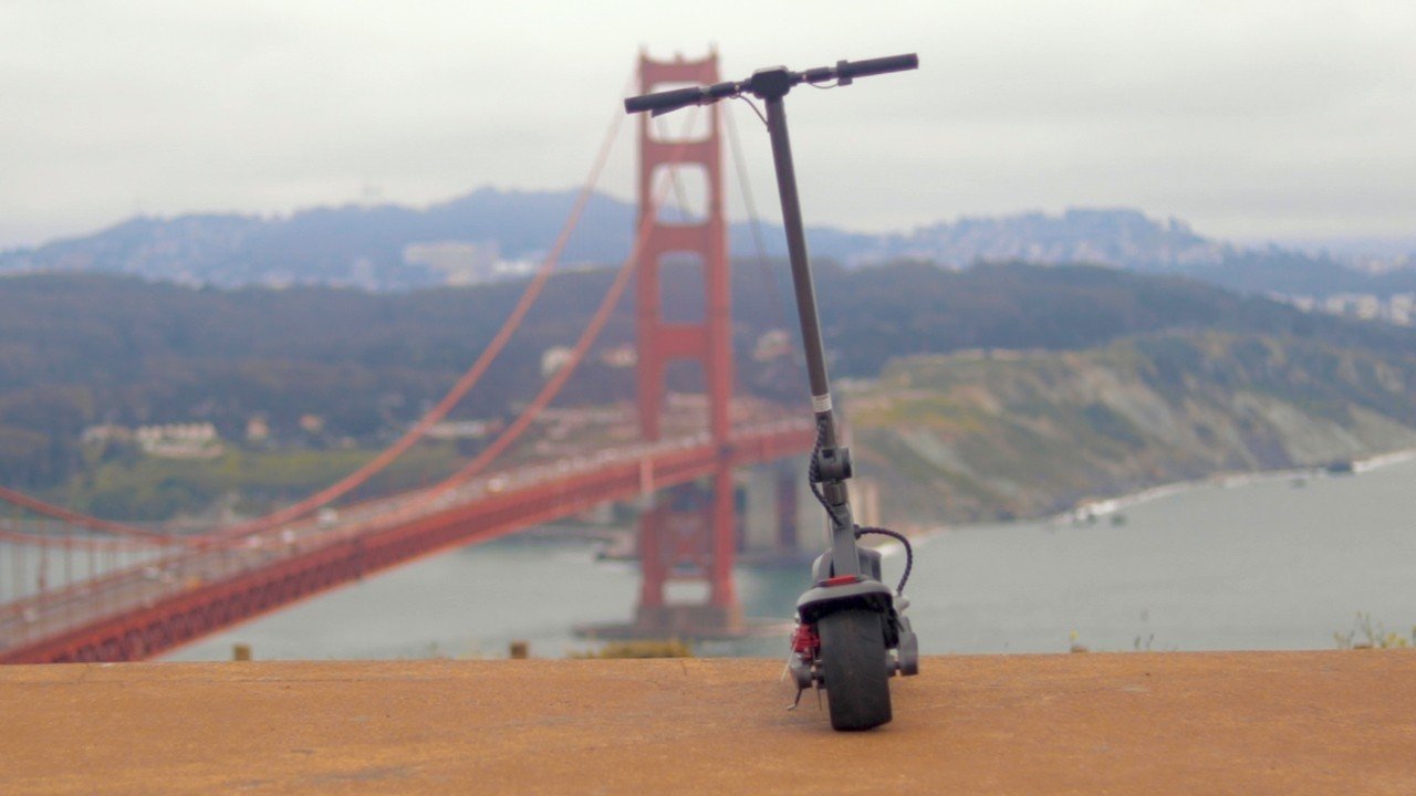 electrified-reviews-fluidfreeride-widewheel-electric-scooter-review-back