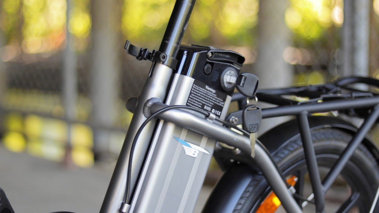 electrified-reviews-bagibike-b10-foldign-electric-bike-review-battery-2
