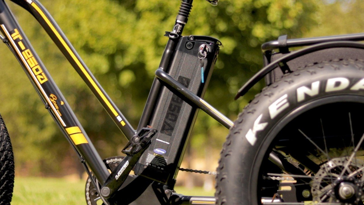 electrified-reviews-bpmimports-f950-electric-bike-review-2020-battery