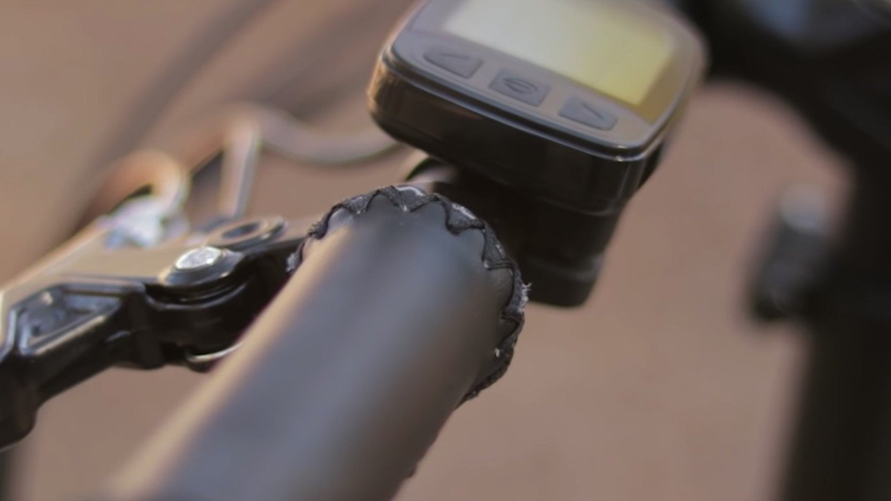 electrified-reviews-eccobike-chamaleon-folding-fat-tire-electric-bike-review-display